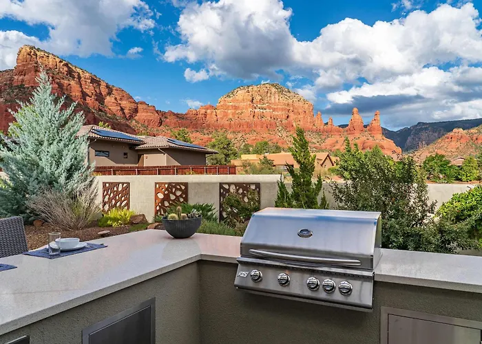 Gorgeous Pueblo Surrounded By Views For Family