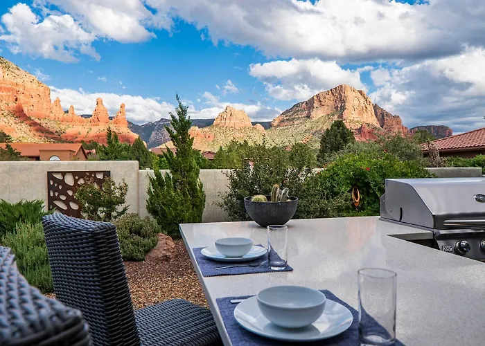 Gorgeous Pueblo Surrounded By Views For Family *