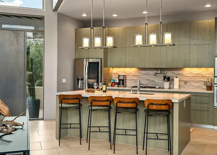 Gorgeous Pueblo Surrounded By Views For Family Holiday home *
