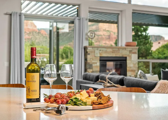 Gorgeous Pueblo Surrounded By Views For Family Holiday home