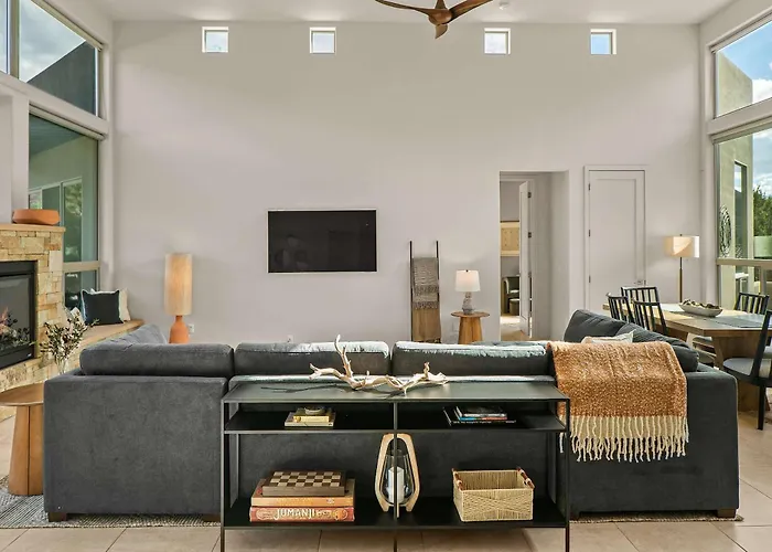 Gorgeous Pueblo Surrounded By Views For Family Sedona